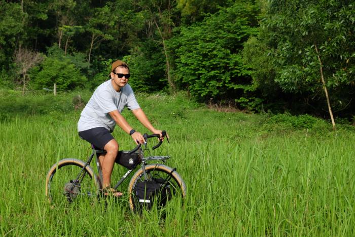 Hafis riding his Straggler